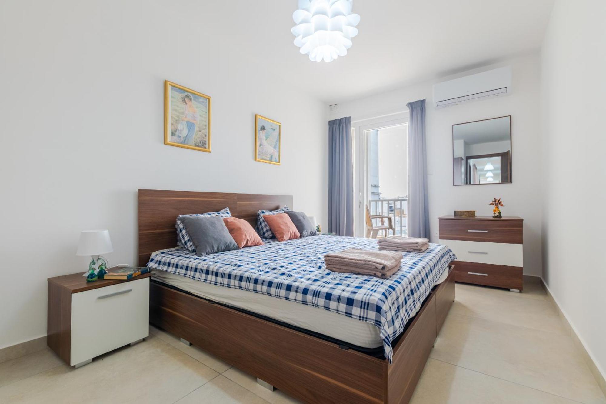 Spacious Brand New 3 Bdr 2 Bth H St. Paul's Bay