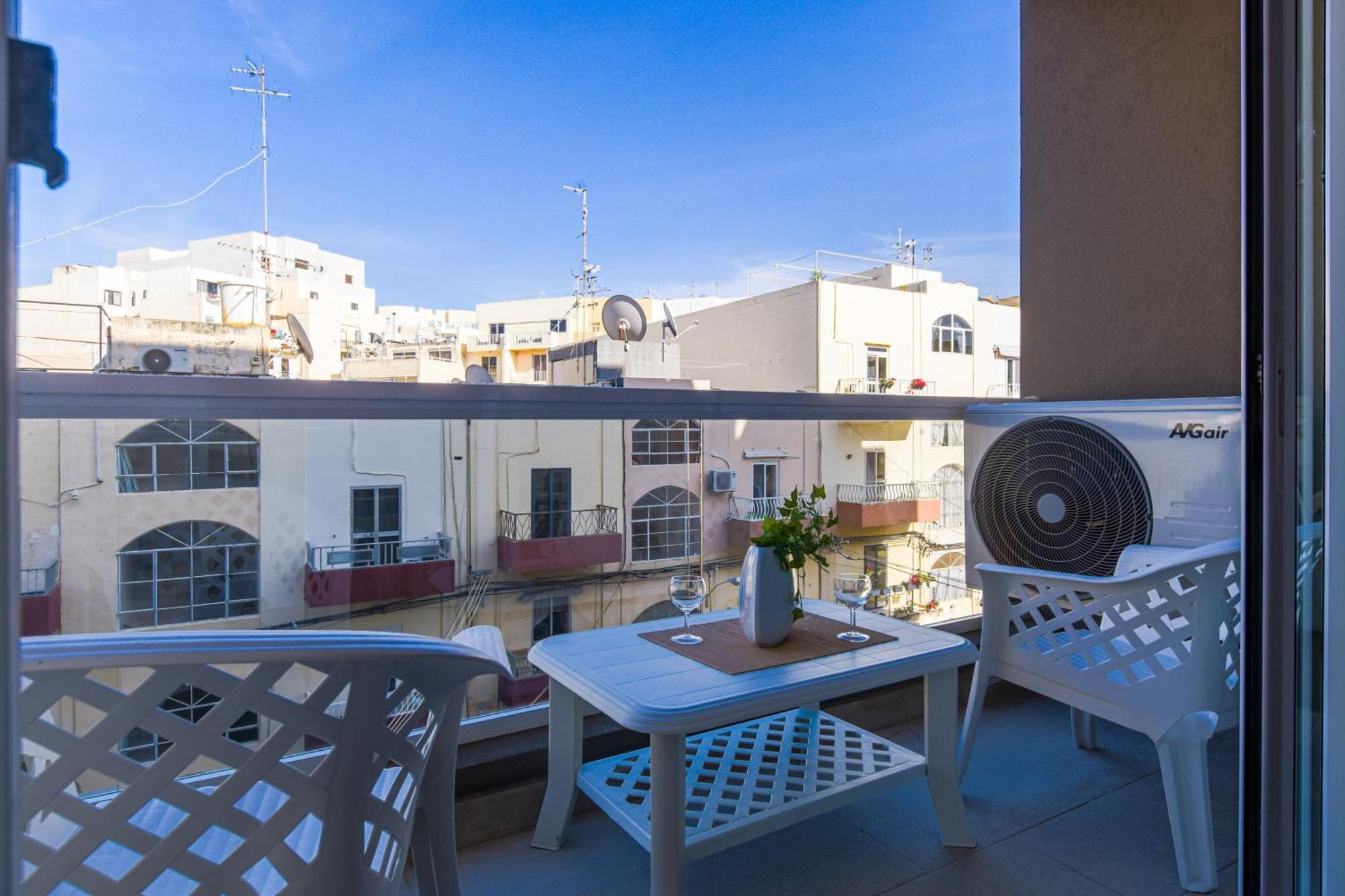 Spacious Brand New 3 Bdr 2 Bth H St. Paul's Bay