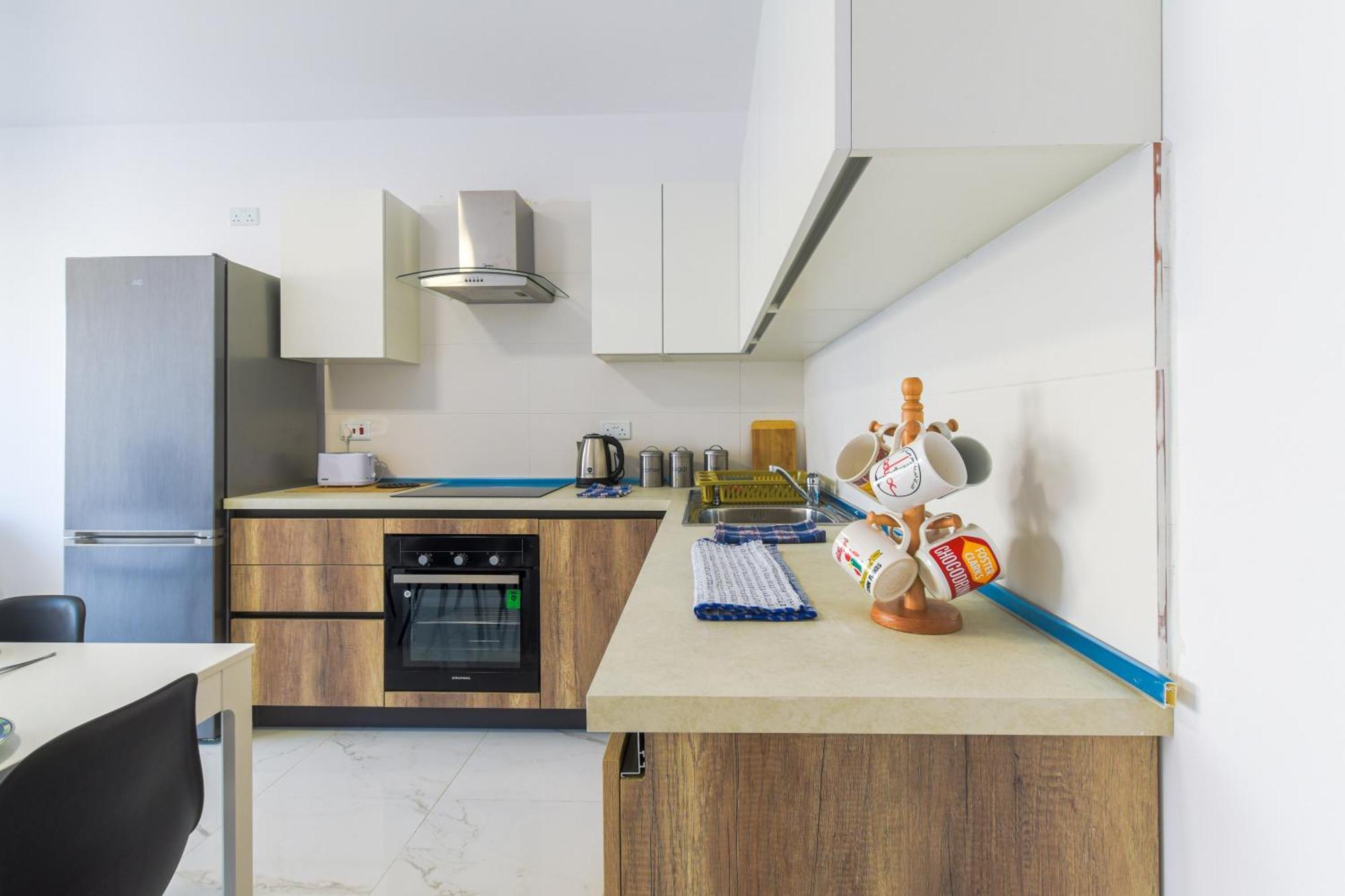 Spacious Brand New 3 Bdr 2 Bth H Apartment St. Paul's Bay